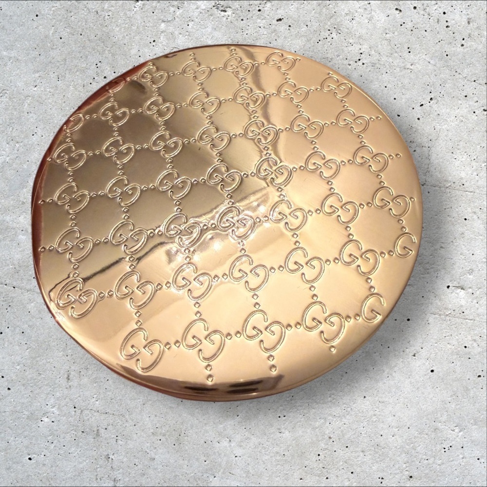 Gucci Beauty Compact Mirror - Picture 9 of 12